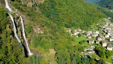 Cascata Acquafraggia 02 Stock Footage 138744215