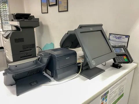A Cash Register computer system with receipt printer at a Sams Club in Orland Stock Photos