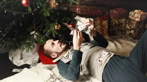 Cash sleep men 動画素材 81503521