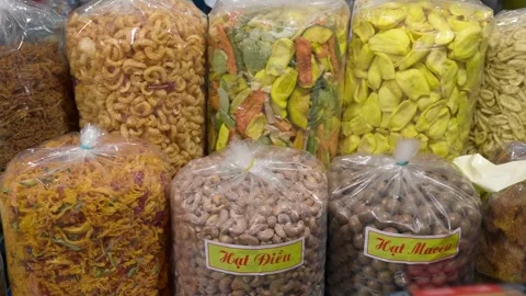 Cashew and macadamia nuts, dried mango, papaya and jackfruit Stock Footage 333402497