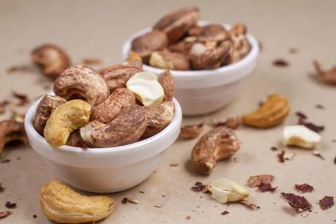 Cashews isolated on light background. Flat lay Foto stock