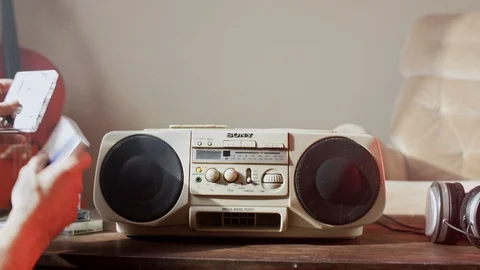 Cassette Player Insert Tape 스톡 동영상 106772268