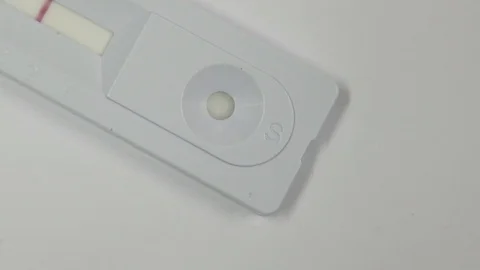 Cassette test for diagnosis. Video stock 113990396