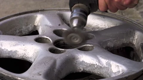 Cast disc cleaning 4K Stock-Footage 196735272