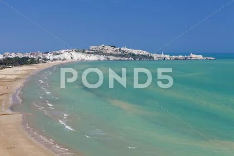 Castello beach, Vieste in the background, Gargano, Foggia Province, Puglia, Stock Photos