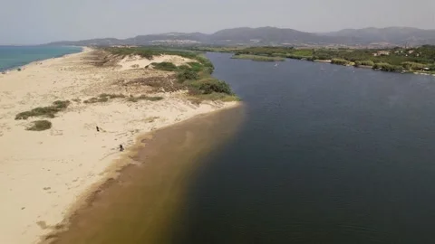 Castelsardo's beach 動画素材 166570273