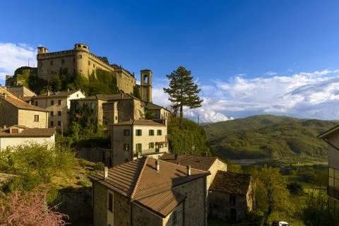 Castle of Bardi Photos