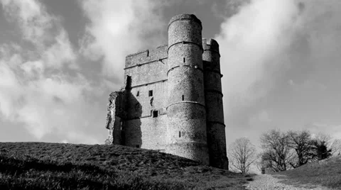 Castle &amp; cloudy sky timelapse (B &amp; W) Stock Footage 34333695
