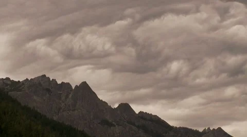 Castle Crags State Park Stormy Time Lapse 스톡 동영상 8564447