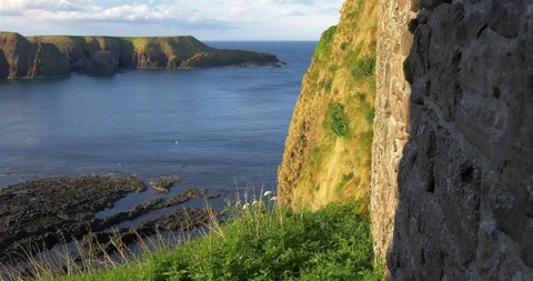 Castle Dunnottar side view to sea 動画素材 88694687