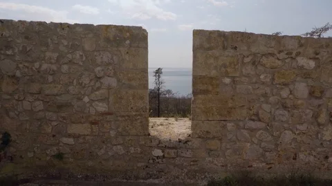 Castle embrasure 스톡 동영상 106342121