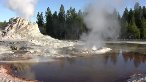 Castle Geyser Video stock 10564748