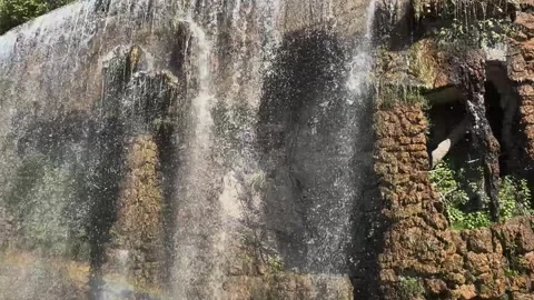 Castle Hill Waterfall Cascading Over Rocky Grotto in Nice Stockbeeldmateriaal 344054852
