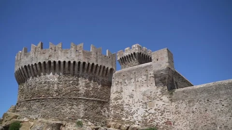 Castle in Italy Vídeo Stock 197632654