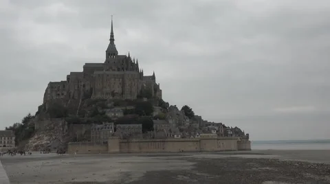 Castle of the mount of Saint Michel Video stock 68892399