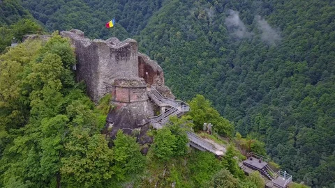 Castle in mountains Video stock 106812955