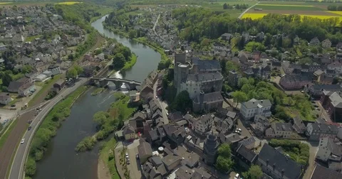 Castle Runkel at river Lahn Vidéo 74397738