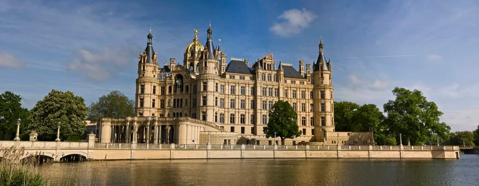 Castle in Schwerin Stock Photos