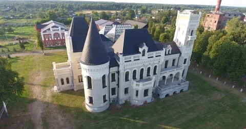 Castle on summer day Video stock 101610035