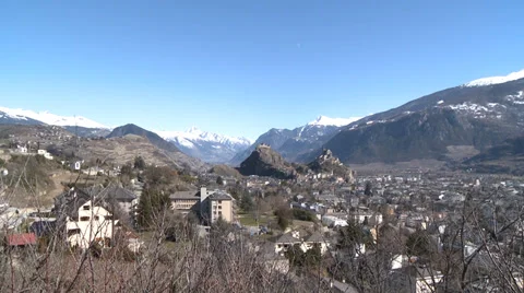 Castle-zoom-out Stock Footage 36557707