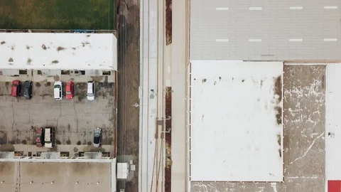 Casual DJI Mavic Pro flying around the streets of Salt Lake City, Utah Stock Footage 105092123