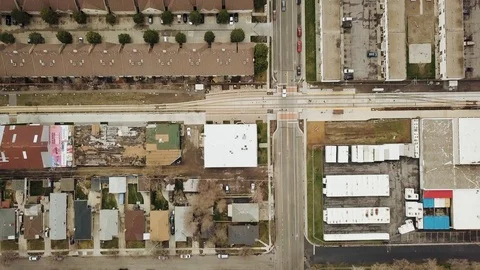 Casual DJI Mavic Pro flying around the streets of Salt Lake City, Utah Stock Footage 105092312