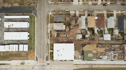 Casual DJI Mavic Pro flying around the streets of Salt Lake City, Utah Stock Footage 105092429