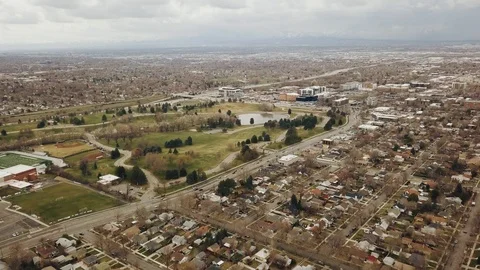 Casual DJI Mavic Pro flying around the streets of Salt Lake City, Utah Stock Footage 105124703