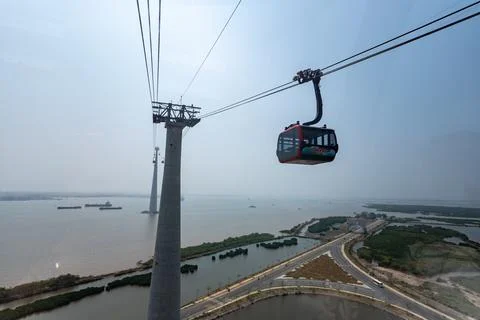 Cat Hai to Phu Long cable car route, the highest cable car pillar in the world Stock Photos
