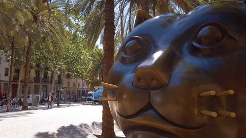 Cat sculpture "El Gato de Botero", Barcelona, Spain, 4K Stock Footage