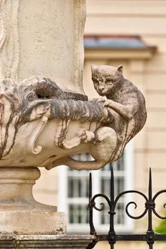 Cat statue on a column Stock Photos