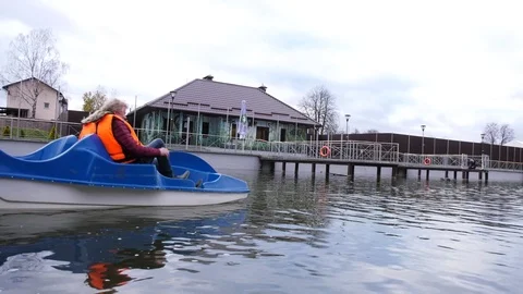 Catamaran cruising Stock-Footage 101865039