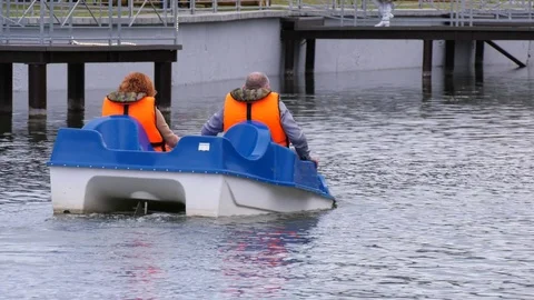 Catamaran cruising Stock-Footage 101865043