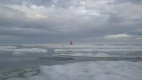 Catamaran on the ice floe at the North Pole, Arctic Ocean Video stock 104906558