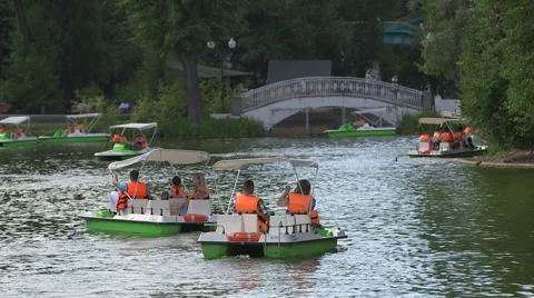 Catamarans in the park Stock Footage 41154361