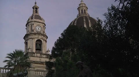 Catania. Dome Clock. Stock Footage 8955112