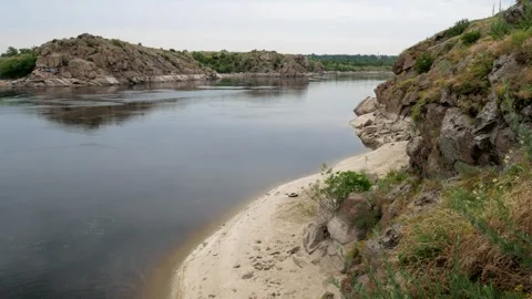 Catastrophic decrease in the water level in the Dnipro river 库存影片 243453594