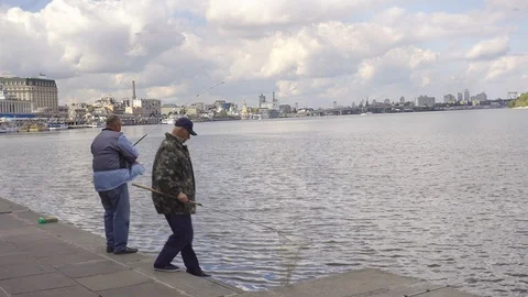 Catch Video stock 95546274