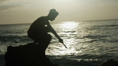 Catching fish Видео 74726751