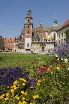  Catedral de Wawel Catedral de Wawel, santuario nacional polaco, Cracovia,... Stock Photos