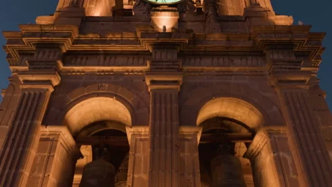 Cathedral Basilica of Immaculate Conception in Durango Mexico at Twilight. Vidéo 337911519
