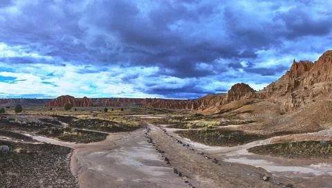 Cathedral Gorge State Park Dramatic Cliffs Panoramic Juniper Draw Trail Nevad Stock Photos