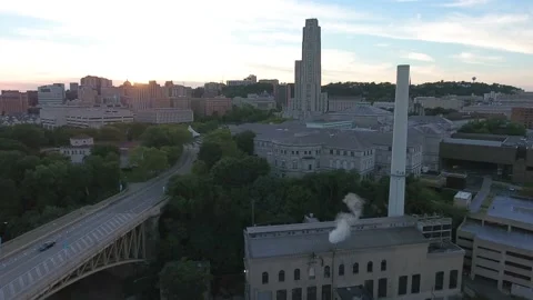 Cathedral Of Learning Pittsburgh Sunset Summer 4K 3 Stock-Footage 137554984
