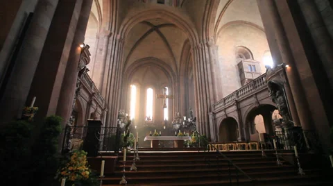 Cathedral of mainz indoor Stock-Footage 37311167