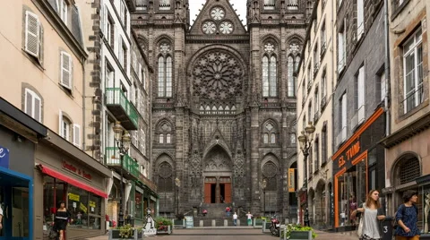 Cathedral "Notre-Dame-de-l'Assomption" de Clermont-Ferrand (1/2) Stock Footage 68918238
