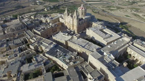 Cathedral pull back  Stock Footage 66260996