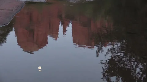 Cathedral Rock and Moon Reflection Sedona Arizona Vídeos de archivo 38218291