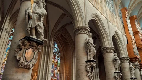 Cathedral of St. Michael and St. Gudula 5 Stock-Footage 325966828
