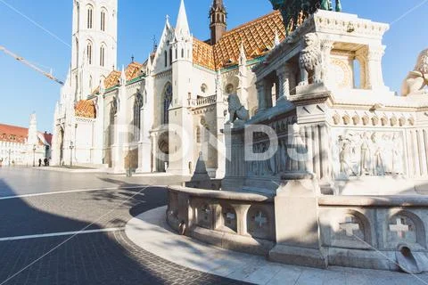 Catholic Matthias Church and Statue of Saint Stephen on Fishermans Bastion in Stock Photos