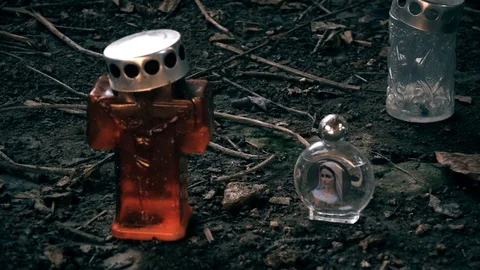 Catholic Prayer Cross on earth Vídeo Stock 96197342